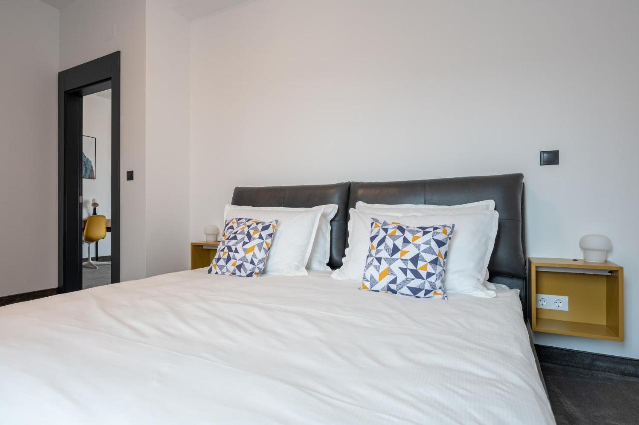 Calvin Aparthotel ออราแด ภายนอก รูปภาพ