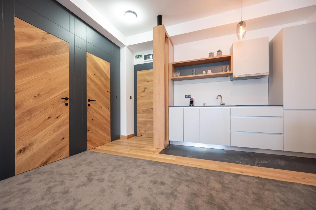 Calvin Aparthotel ออราแด ภายนอก รูปภาพ