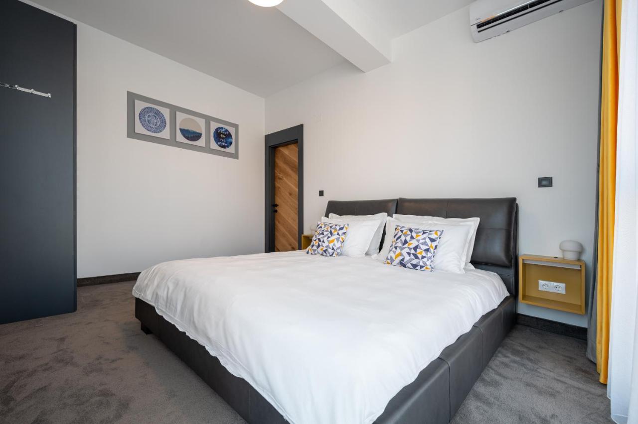 Calvin Aparthotel ออราแด ภายนอก รูปภาพ